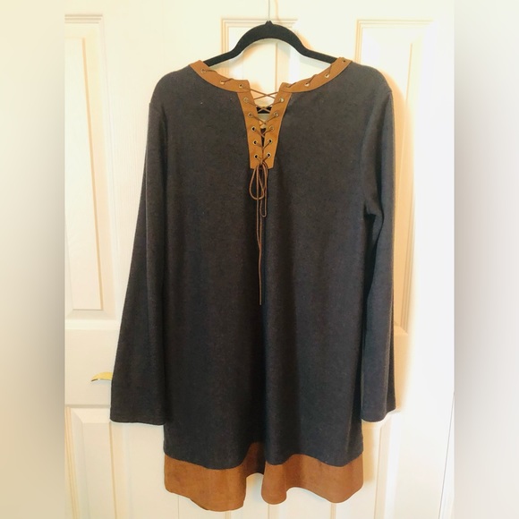 Ya Los Angeles Size Large Gray and Brown Suede Trim Straight Pull Over Dress - Picture 5 of 8
